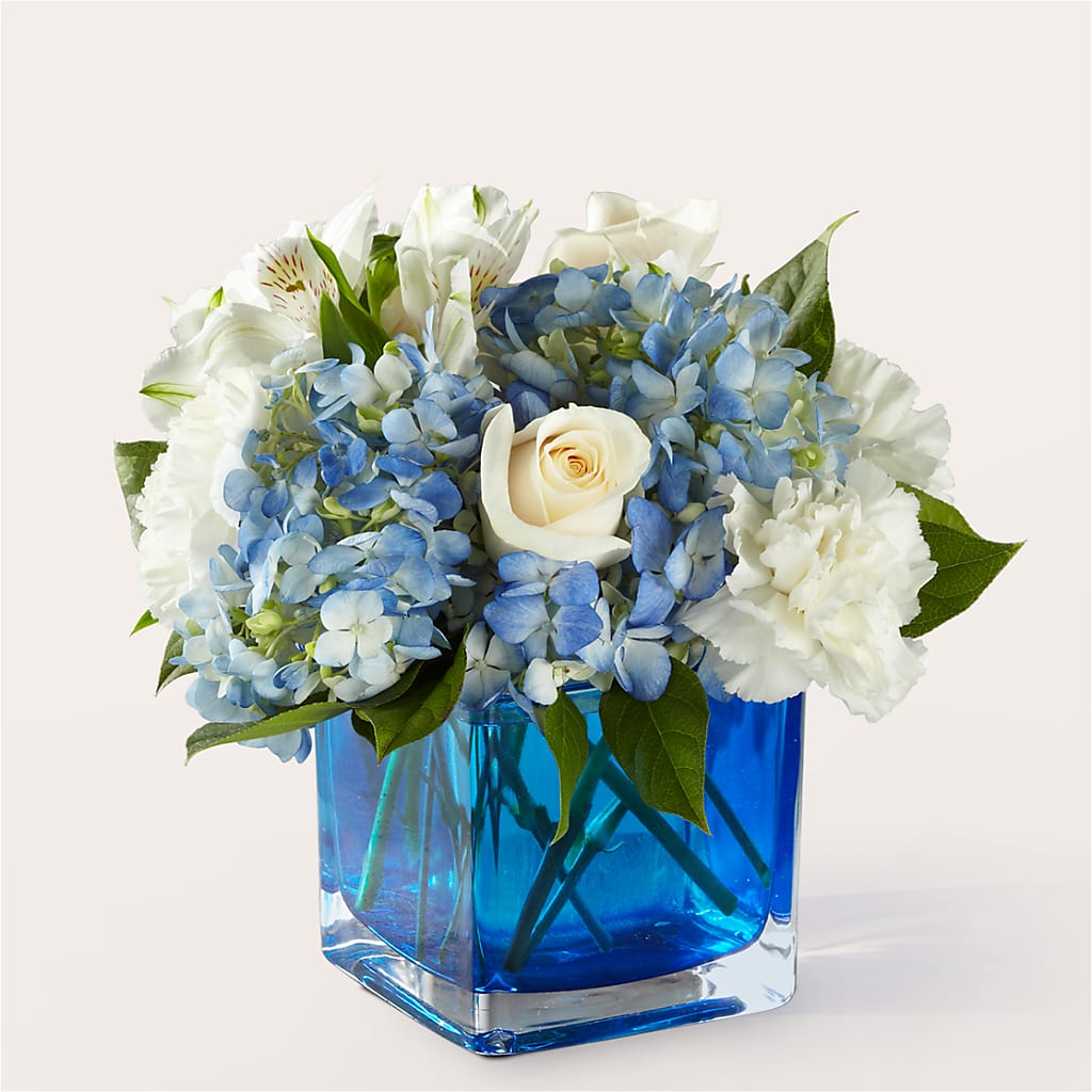 Soothing Waters Bouquet – Flowersdirect.net, Tontitown AR