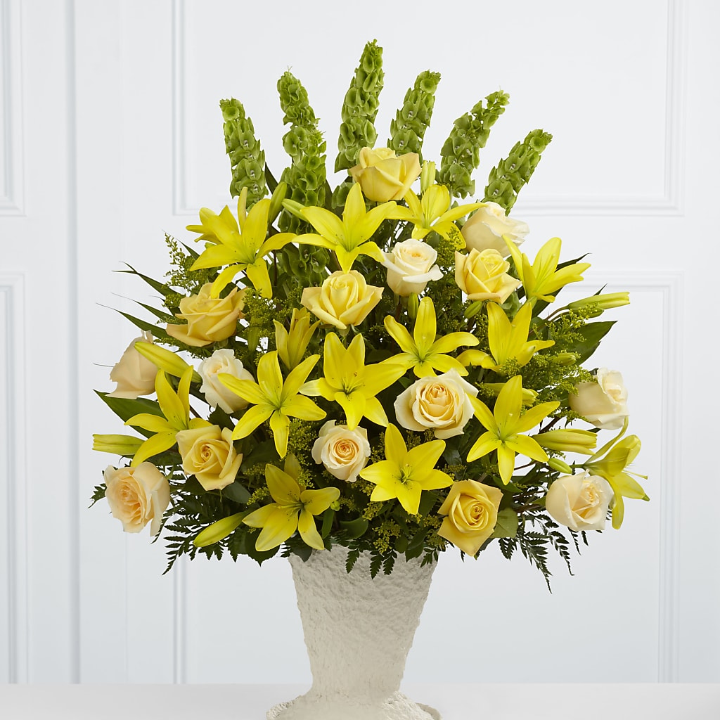 Golden Memories Arrangement – Flowersdirect.net, Tontitown AR
