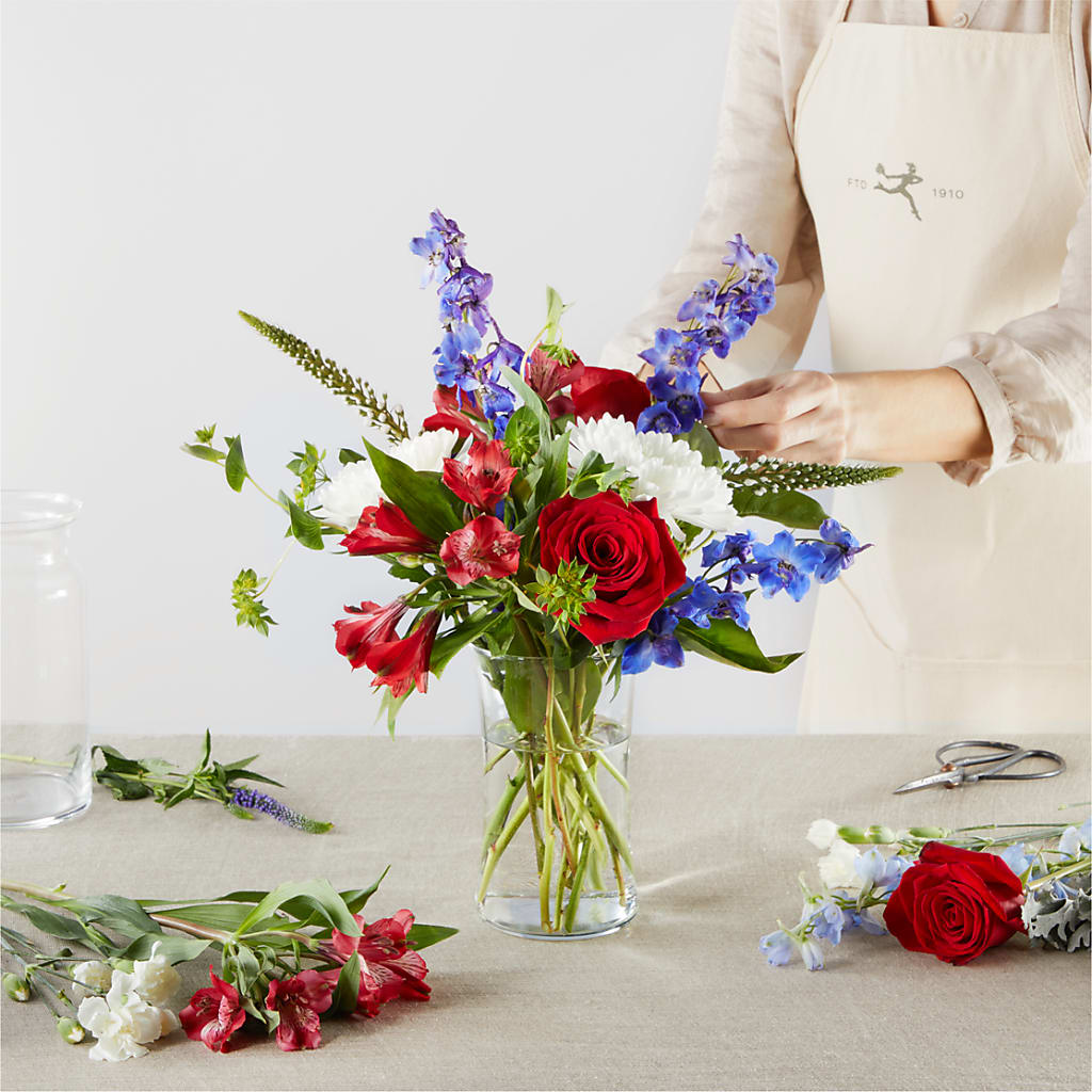 Star Spangled - A Florist Original –  Flowersdirect.net, Tontitown AR