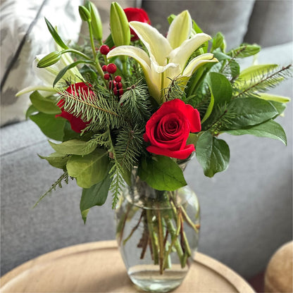 Sparkling Snowflakes Bouquet –  Flowersdirect.net, Tontitown AR