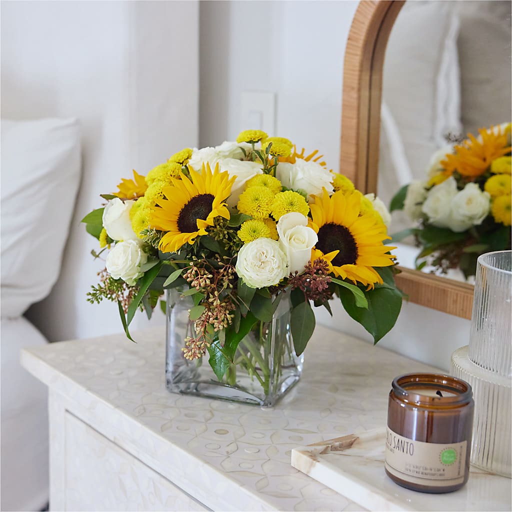 Luminous Morning Bouquet –  Flowersdirect.net, Tontitown AR