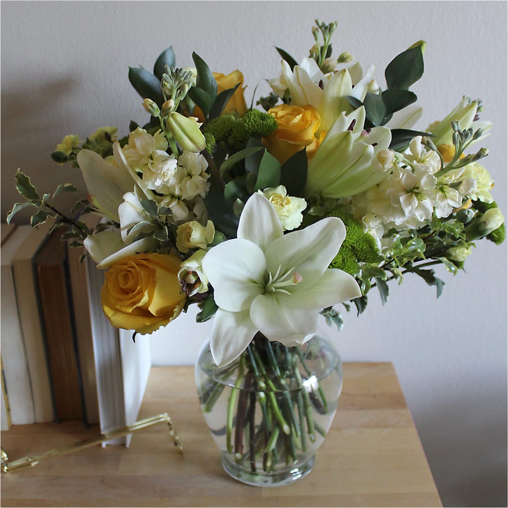 Hope & Serenity Bouquet –  Flowersdirect.net, Tontitown AR
