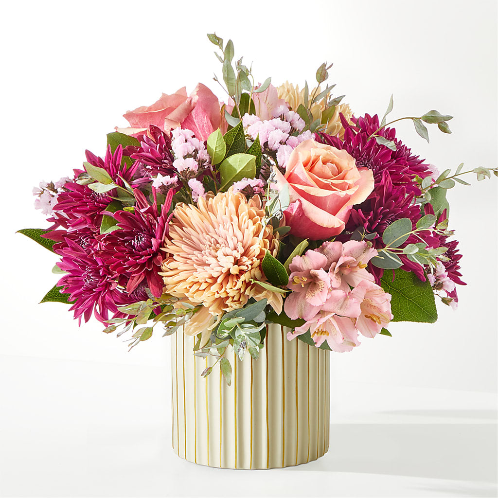 Berry Cobbler Bouquet with Ivory Vase –  Flowersdirect.net, Tontitown AR